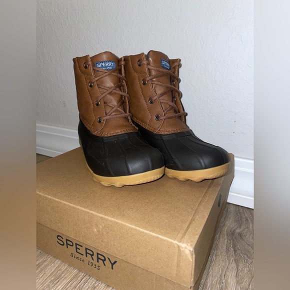 Kids Sperry duck boots